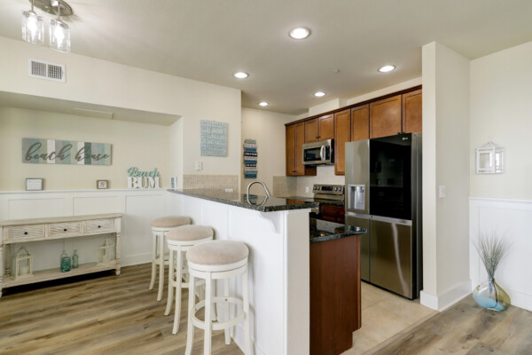 Dining Room & Kitchen